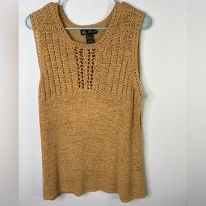 Mirasol 1X Woven Sleeveless Blouse